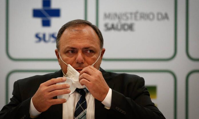 92031865_SOC-Brasilia-BSB-15-03-2021-O-Ministro-da-Saude-Eduardo-Pazuello-concede-uma-coletiva-para