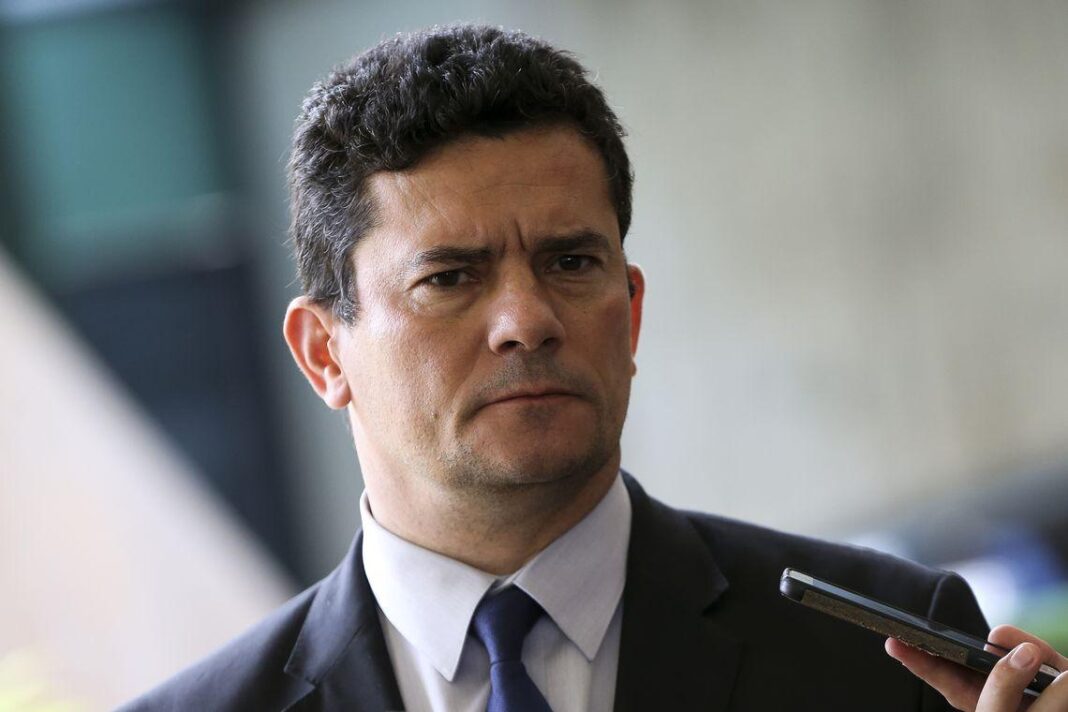 Após Justiça Eleitoral barrar domicílio de Moro em São Paulo, o ex-juiz fala que ‘não vai desistir do Brasil’
