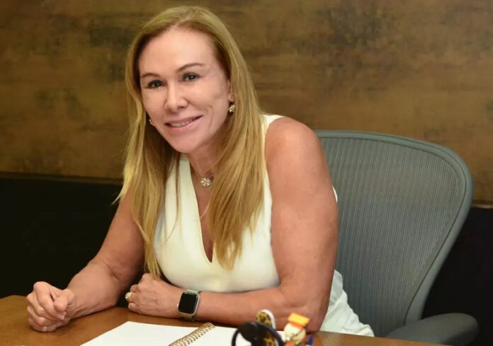 Teresa Surita Teresa Surita ganha destaque em revista nacional e é considerada favorita na disputa pelo Governo em Roraima