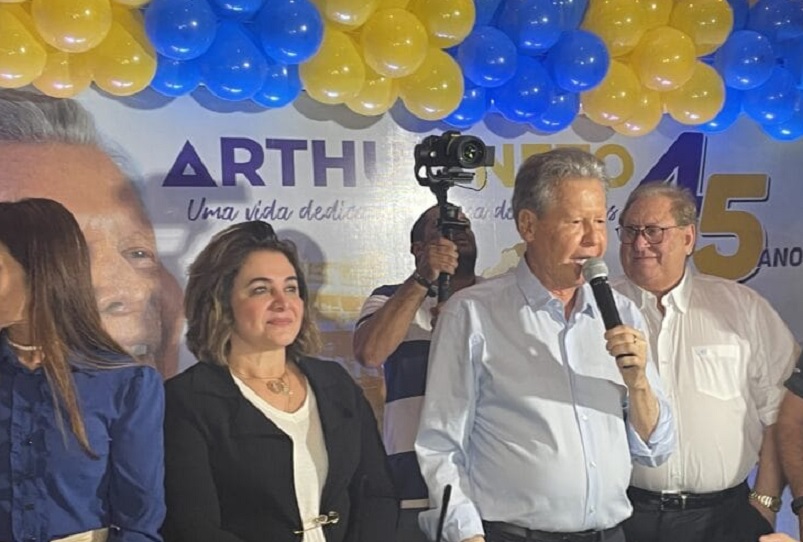 Em evento de 45 anos de vida pública, Arthur Neto diz que ninguém mais vai tocar na ZFM, caso eleito ao Senado