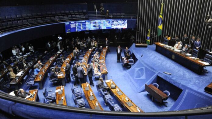 senado-federal Congresso Nacional pode votar vetos sobre ICMS nos combustíveis, dívidas do Fies e despacho de bagagem nesta terça-feira, 5/7