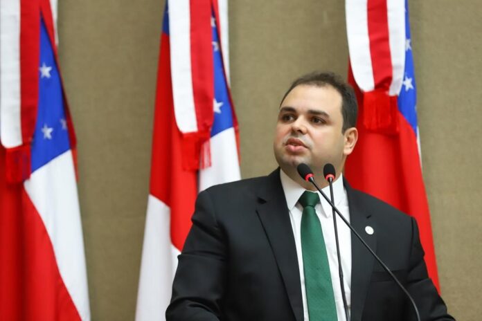 dep-roberto-cidade-solicita-reforco-no-policiamento-para-bairros-da-zona-oeste-de-manaus