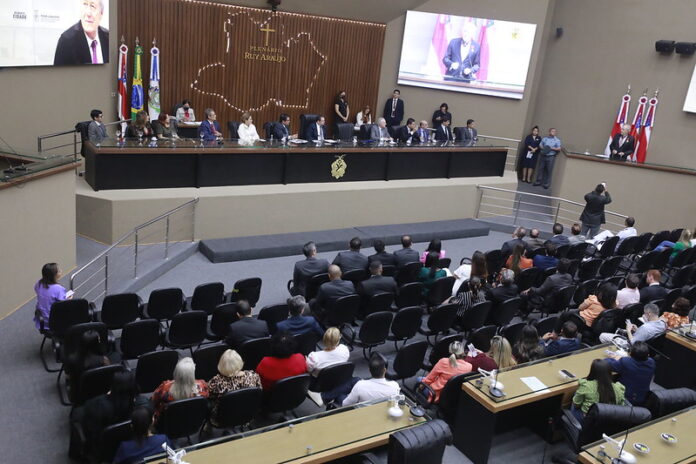 52296788499_6a99afd511_c Projeto de Lei aprovado na Aleam reduz taxa do IPVA em 20%