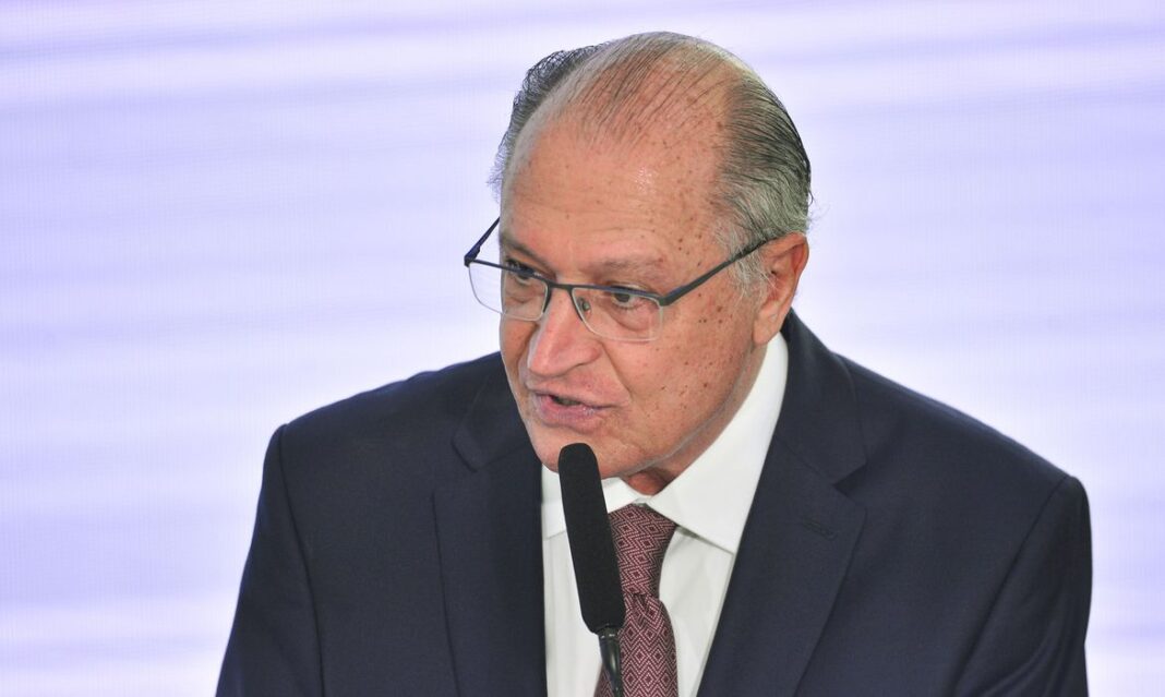 Alckmin defende plano de conformidade para para e-commerce das gigantes do varejo
