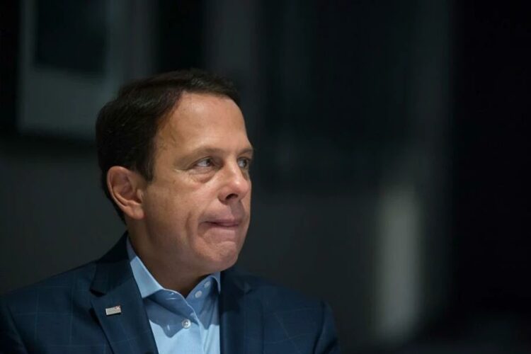 Crítico de Lula, João Doria elogia nova gestão