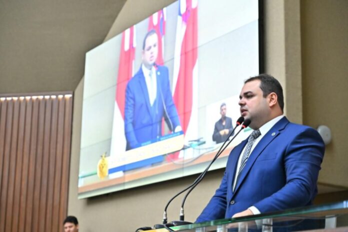 Roberto Cidade Moradores do Nova Cidade são beneficiados a partir de atuação do gabinete do deputado estadual Roberto Cidade