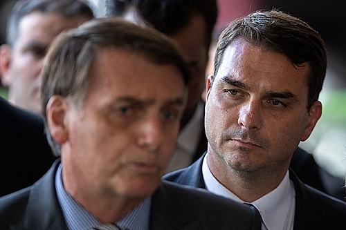 Só serei candidato se meu pai abraçar a campanha', diz Flávio Bolsonaro sobre suposta candidatura à Prefeitura do Rio