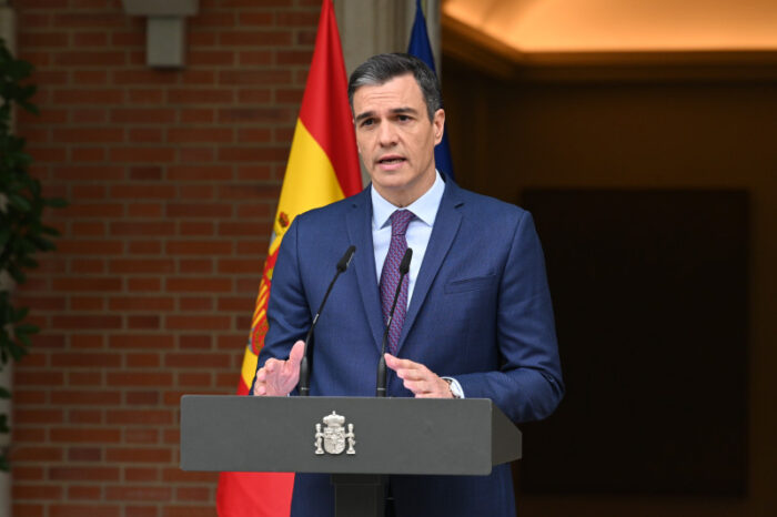 Premiê da Espanha, Pedro Sánchez dissolve o parlamento e convoca novas eleições