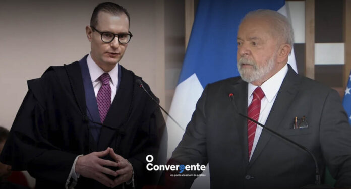 capa zanin "Será um excepcional ministro", afirma Lula após confirmar indicação de Zanin ao STF