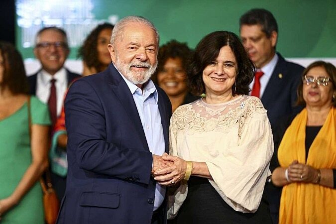 Para Lula, pasta de Ministra da Saúde é inegociável