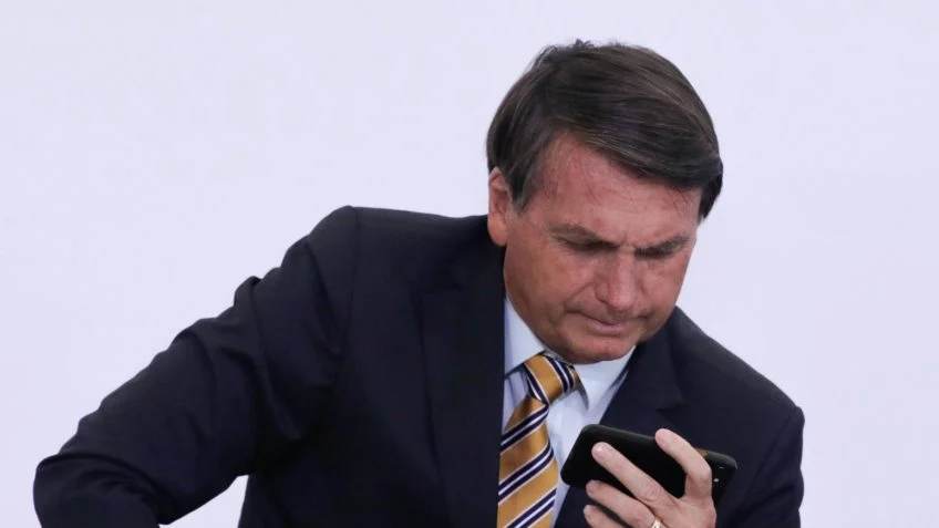 PGR reitera pedido para empresa Meta entregar vídeo postado e apagado pelo ex-presidente Jair Bolsonaro