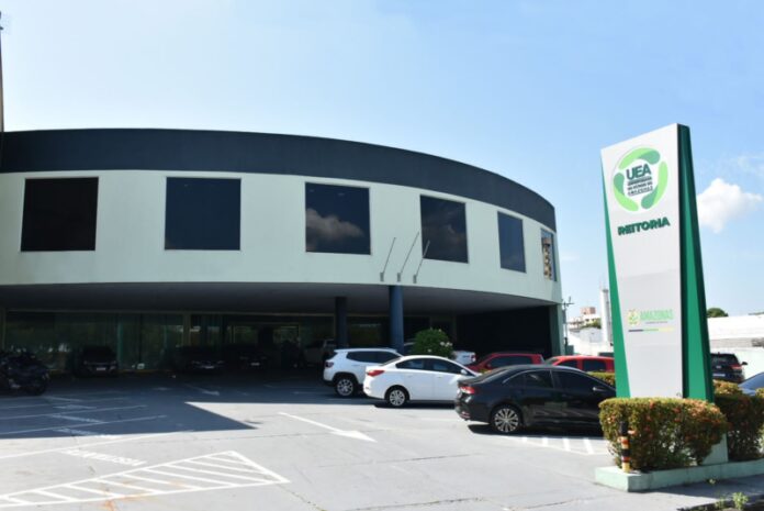 uea oc.