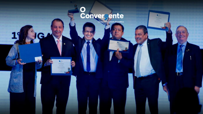 CAPA OMAR 1 Prêmio Congresso em Foco 2023 premia senador da Bancada Amazonense