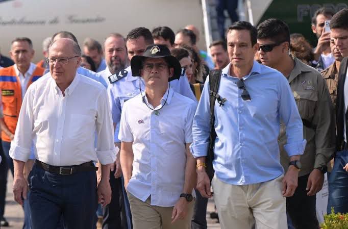 David Almeida e vice-presidente Alckmin se reúnem para tratar da crise hídrica no Amazonas