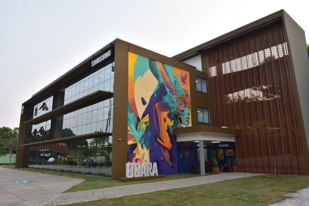 UEA inaugura prédio do Ocara, em Parintins, para potencializar o empreendedorismo digital