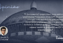 Os vitrais quebrados da cúpula Os vitrais quebrados da cúpula