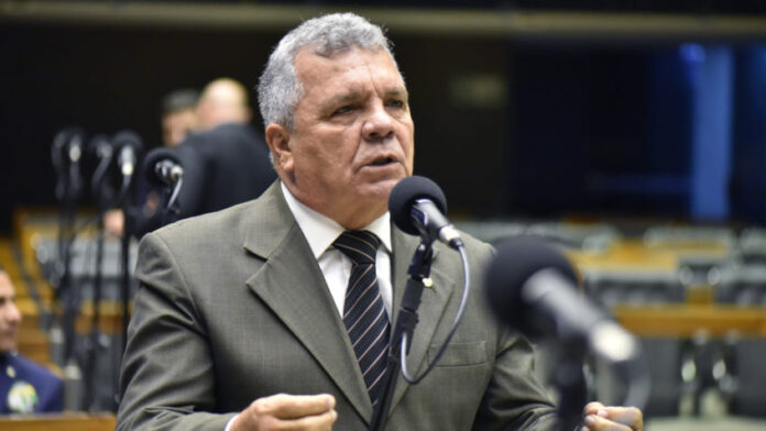 alberto-fraga-21-mar-2023-848x477