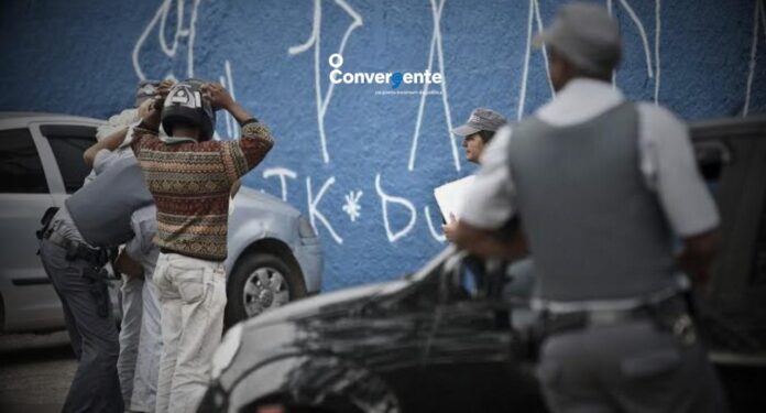 O objetivo é apresentar à sociedade e a autoridades governamentais propostas para o enfrentamento do racismo institucional no âmbito das forças federais de segurança pública e do sistema prisional