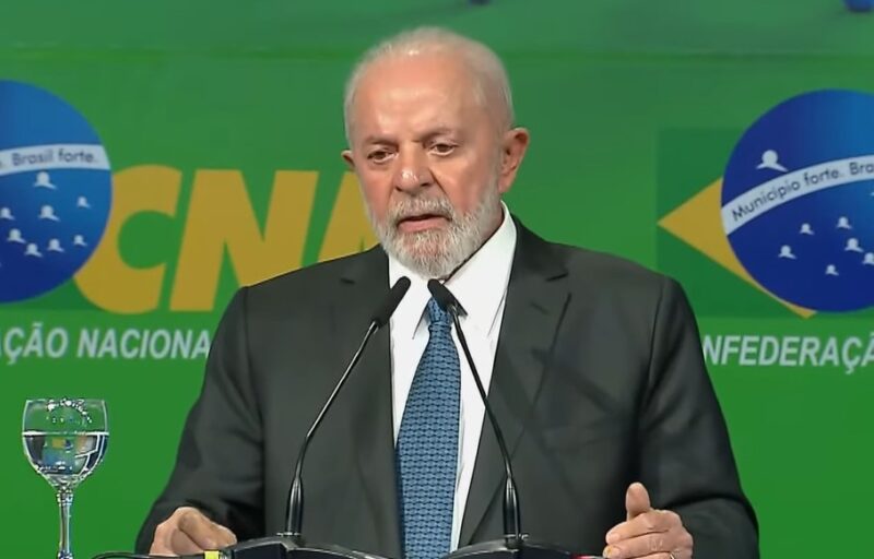 Lula, Crítica, Governos, Programas Sociais,