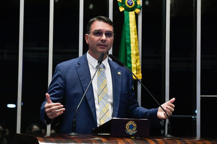 Flávio Bolsonaro - Foto Jeferson Rudy Agencia Senado
