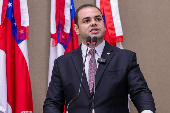Aleam analisa projeto de Roberto Cidade que garante ao consumidor liberdade para escolher oficina de reparo