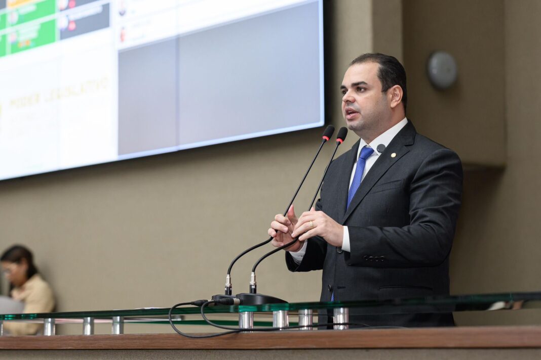 Roberto Cidade - Projeto Taxa de Hospedagens