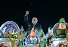 TSE abre caminho para apuração de supostas irregularidades em desfile que homenageou Lula