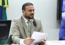 Comissão aprova proposta de porte de arma para corretores de imóveis